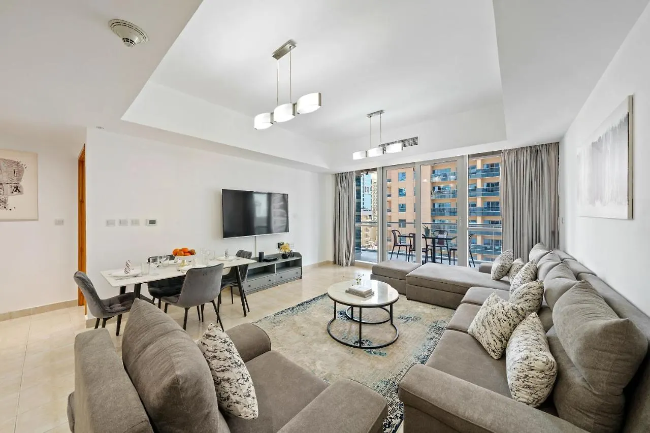 Delightful 2Br In Damac Waves - 10 Min Walk2Beach Dubai