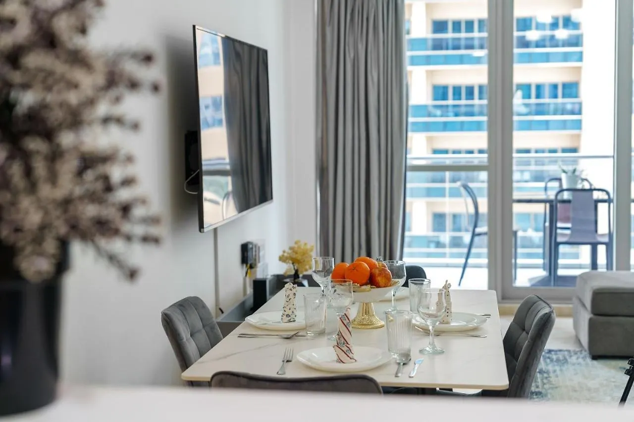 Delightful 2Br In Damac Waves - 10 Min Walk2Beach Dubai