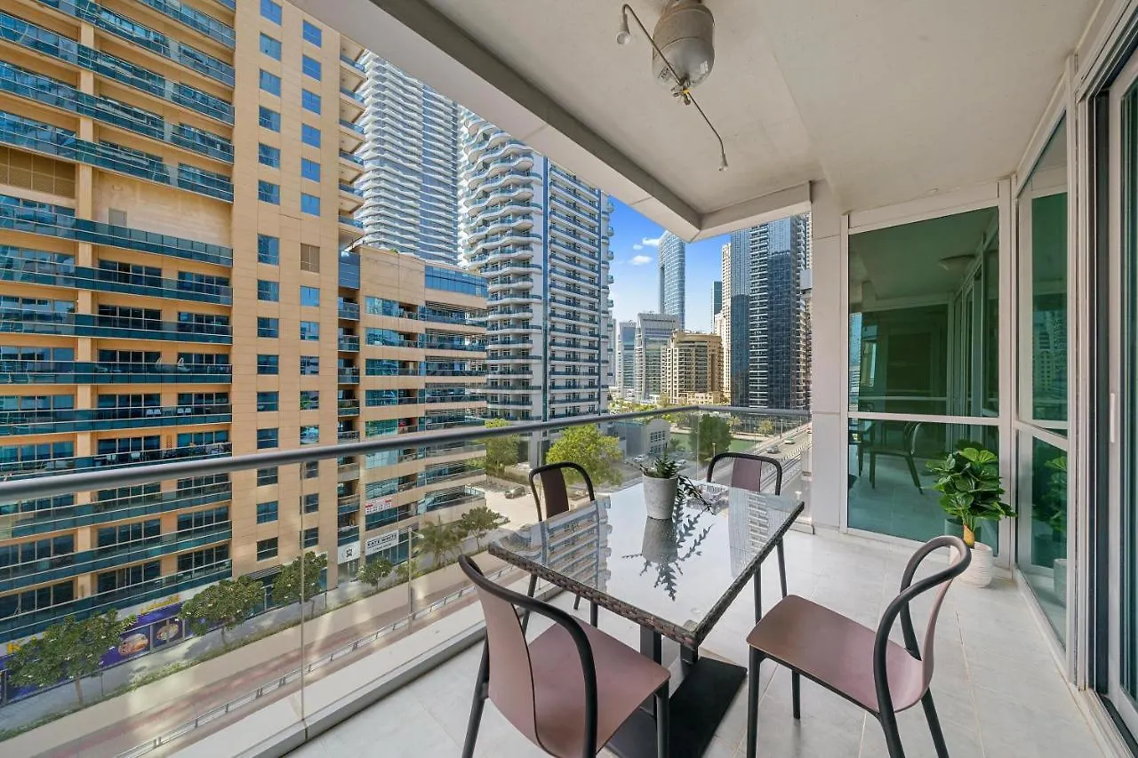 Delightful 2Br In Damac Waves - 10 Min Walk2Beach Dubai